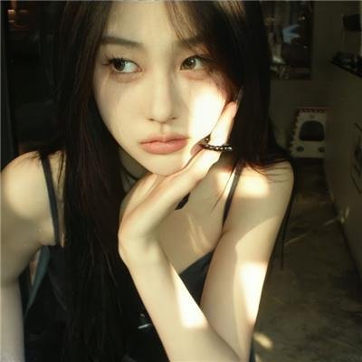 爱唱歌的大学生女生季